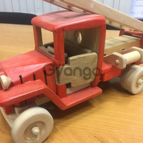 Holz geschnitzt Modell Auto Spielzeug rotierenden Rad Waldorf Spielzeug Feuerwehrauto