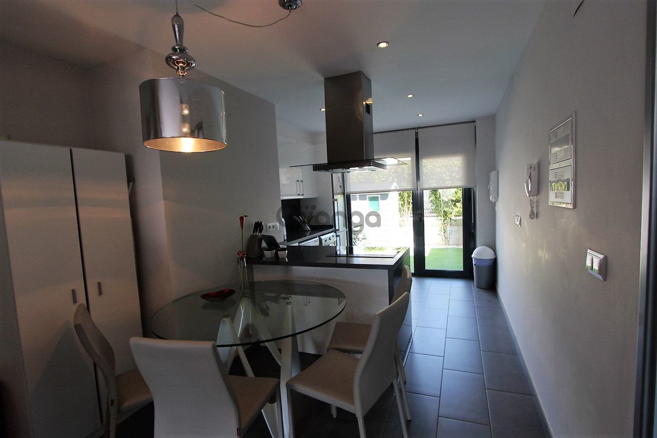 165335_2-bedroom-apartment-for-sale-algorfa-la-finca-golf-3.jpg