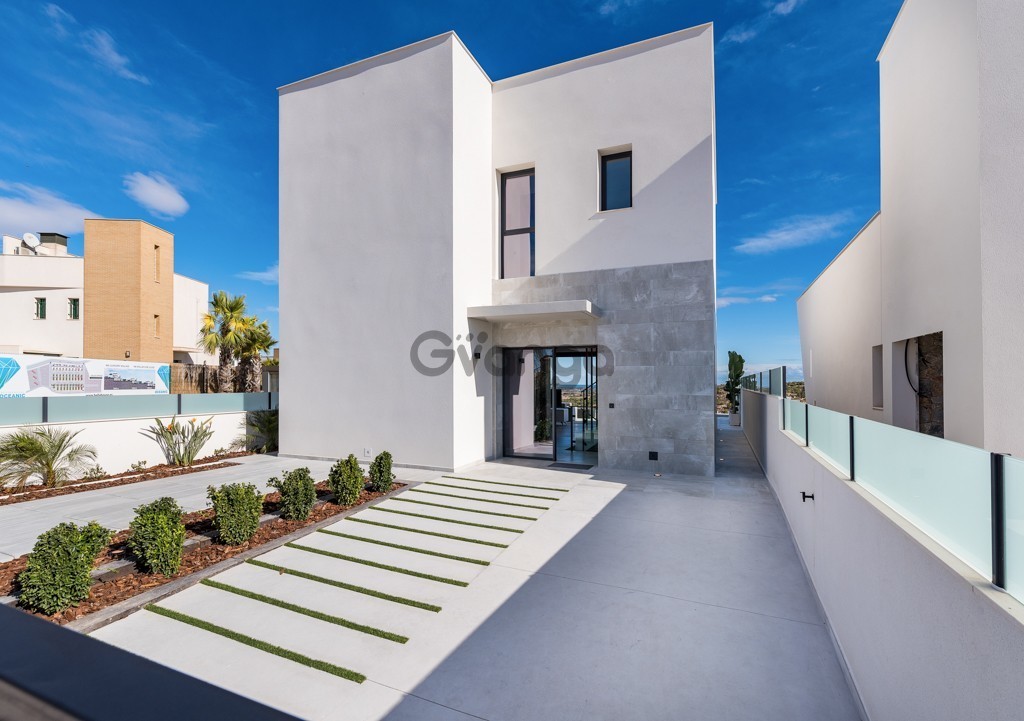 183649_3-bedroom-villa-for-sale-252-sq-m-ciudad-quesada.jpg