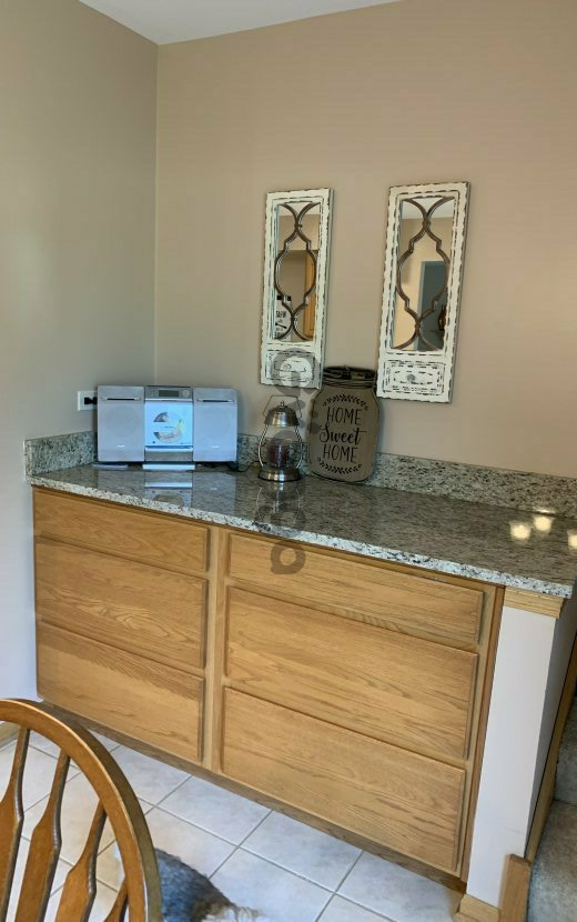 289639_3-bedroom-home-for-sale-2250-sq-ft-2714-martin-ct-zip-code-60451.jpg