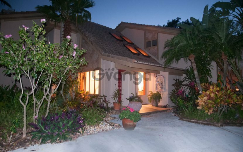 289808_4-bedroom-home-for-sale-3788-sq-ft-53-s-river-rdsewalls-point-zip-code-34996.jpg