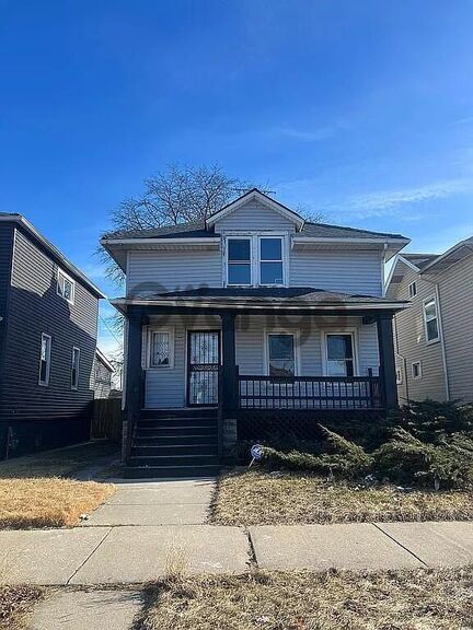 366470_3-bedroom-home-for-sale-1440-sq-ft-7517-s-chappel-ave-zip-code-60649.jpg