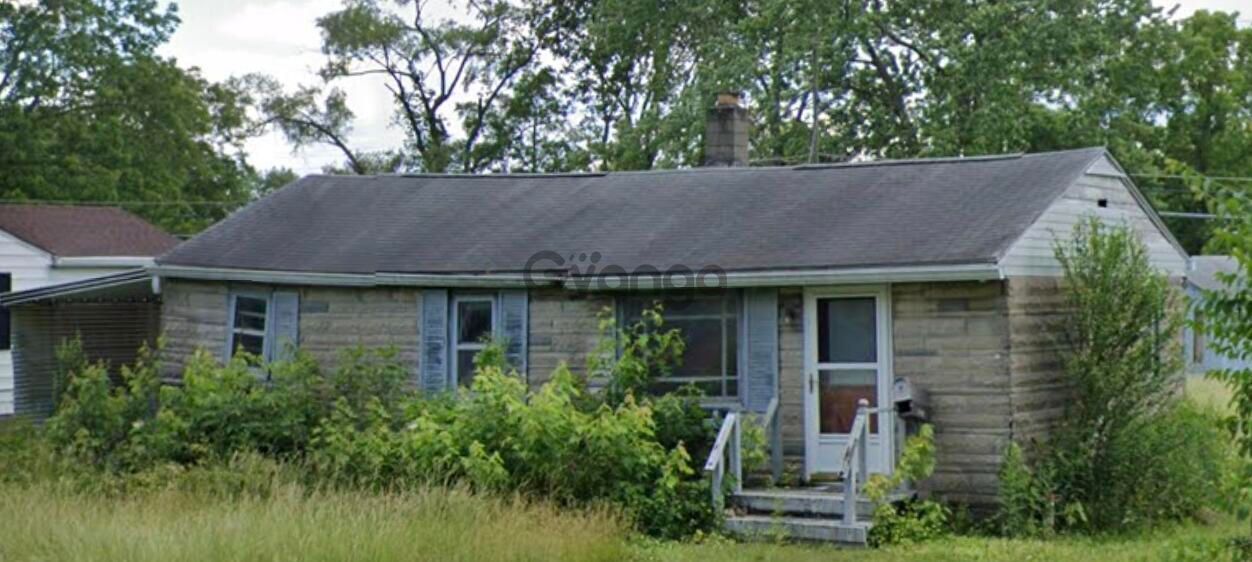 367953_2-bedroom-home-for-sale-720-sq-ft-4631-terrace-ave-zip-code-46203.jpg