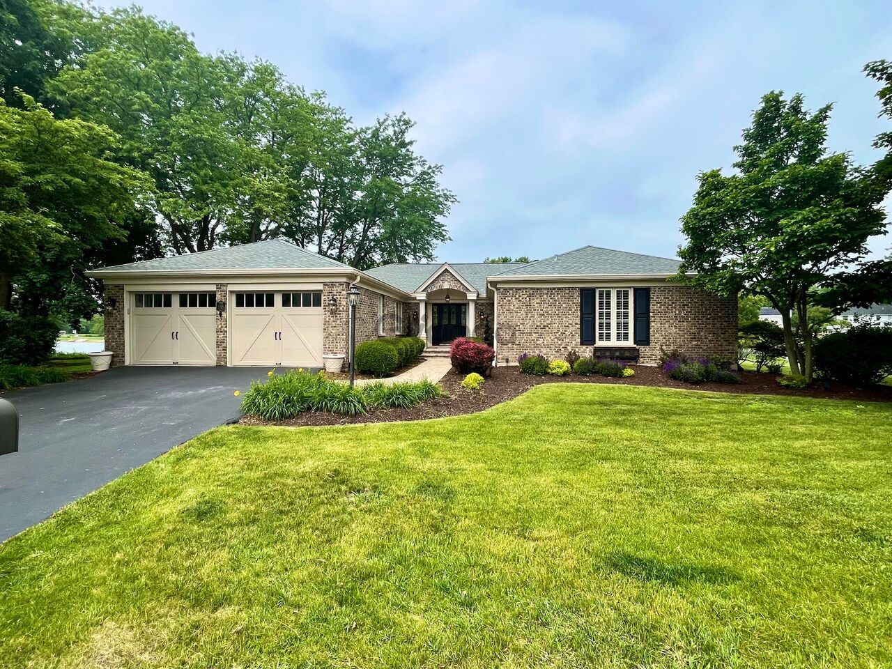 368093_4-bedroom-home-for-sale-2852-sq-ft-1288-the-point-st-zip-code-60010.jpg