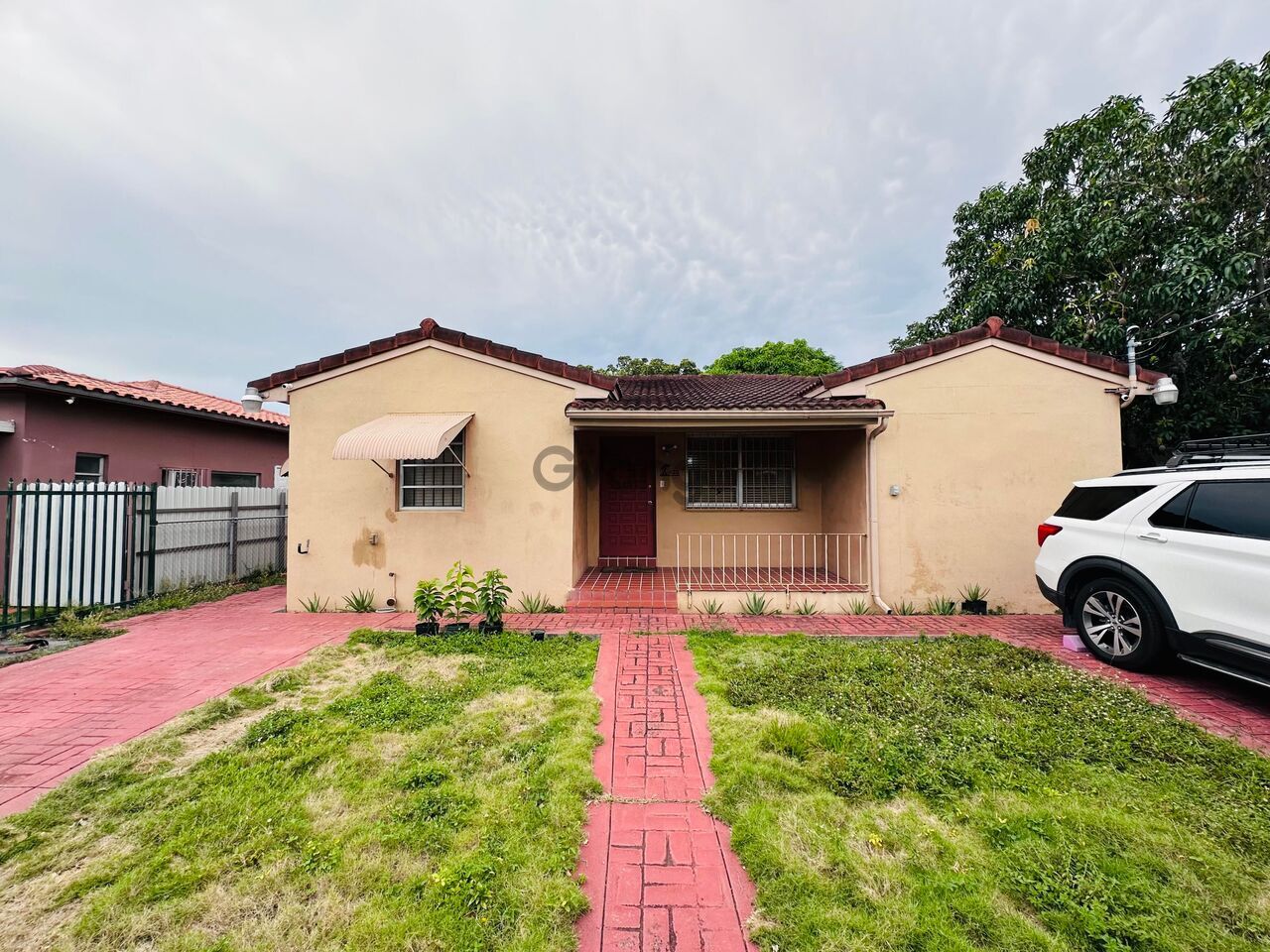 368094_3-bedroom-home-for-sale-1736-sq-ft-520-northwest-23rd-avenue-zip-code-33125.jpg