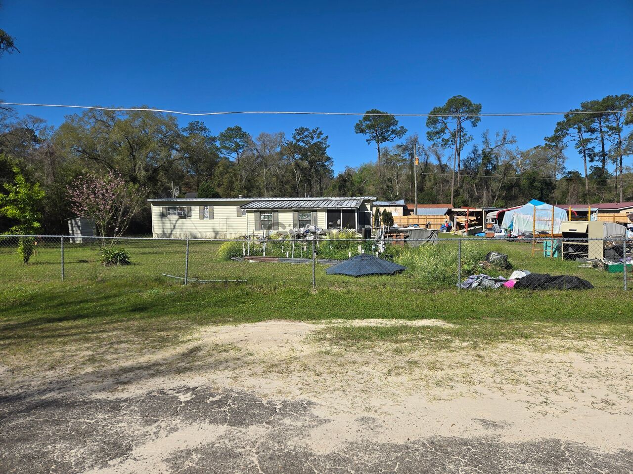 368415_2-bedroom-home-for-sale-1088-sq-ft-2628-five-oaks-ln-zip-code-32310.jpg
