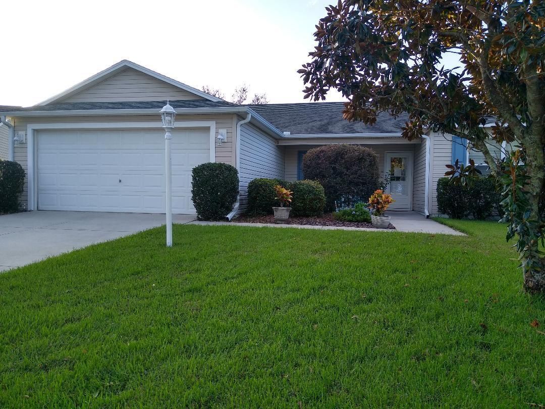 368458_3-bedroom-home-for-sale-1572-sq-ft-1425-hollyberry-pl-zip-code-32162.jpg