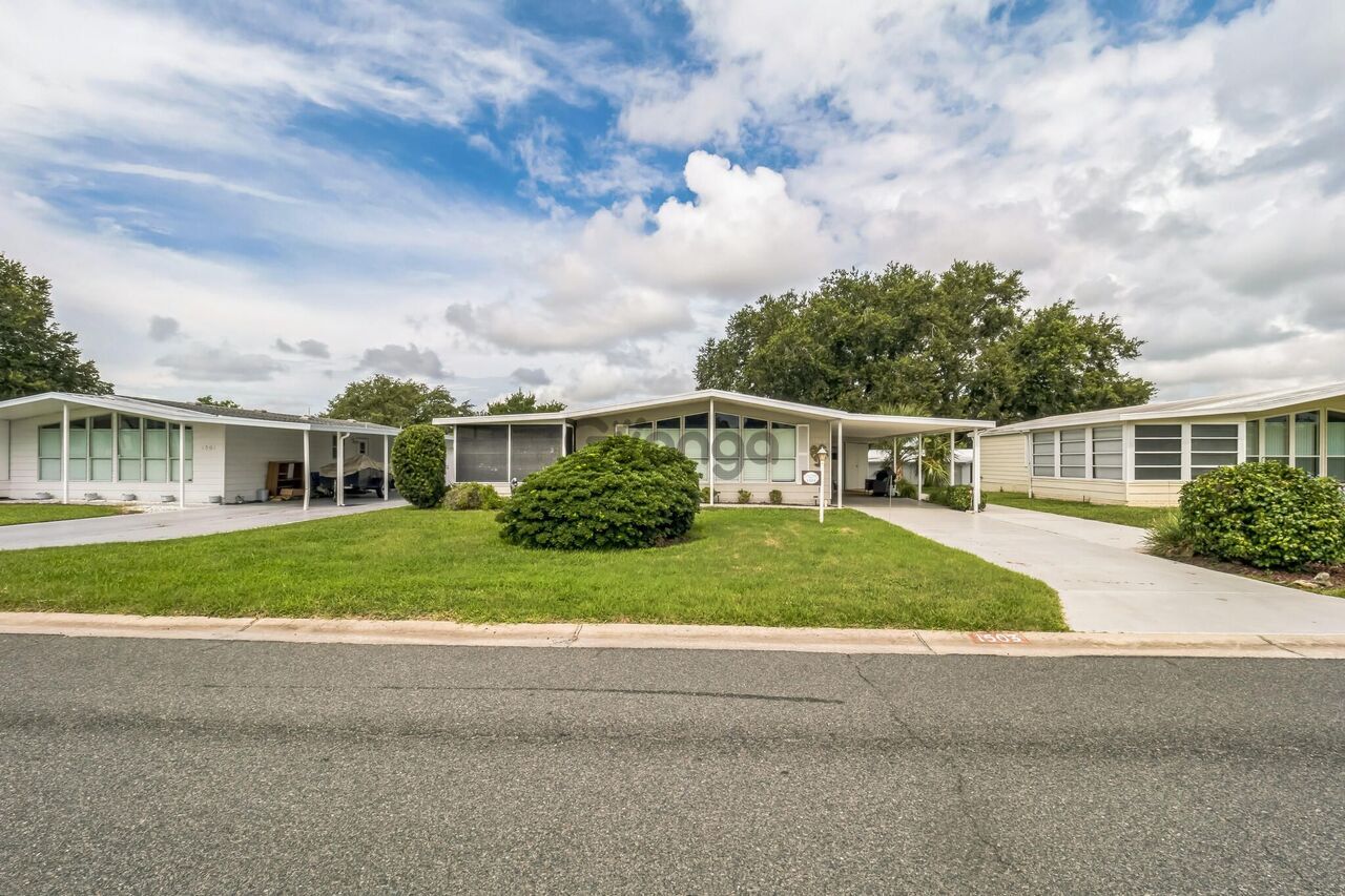 368648_2-bedroom-home-for-sale-1144-sq-ft-1503-w-schwartz-blvd-zip-code-32159.jpg