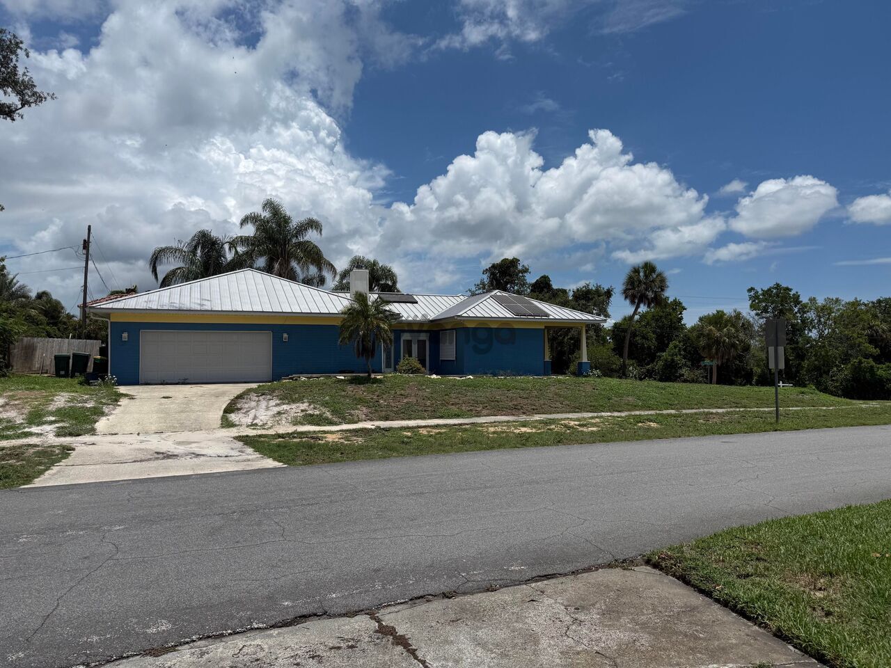 368711_3-bedroom-home-for-sale-2440-sq-ft-2103-indian-river-dr-zip-code-32922.jpg