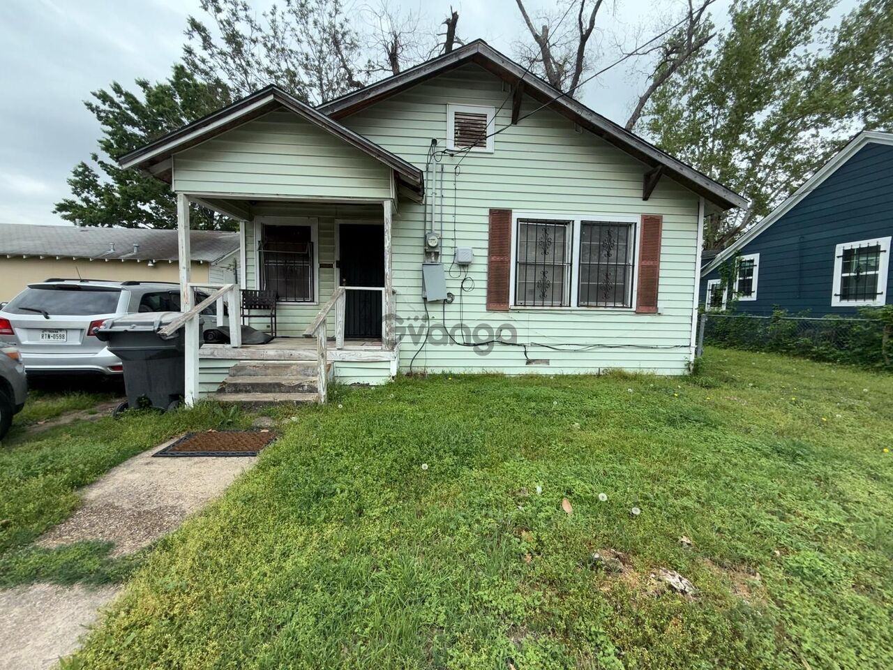 368832_2-bedroom-home-for-sale-1013-sq-ft-3606-reed-ln-zip-code-75210.jpg