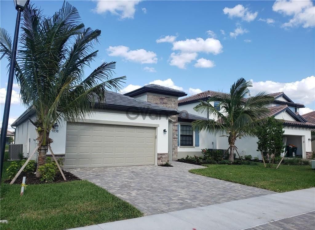 368916_3-bedroom-home-for-sale-1849-sq-ft-9238-shadow-oak-ln-zip-code-34120.jpg