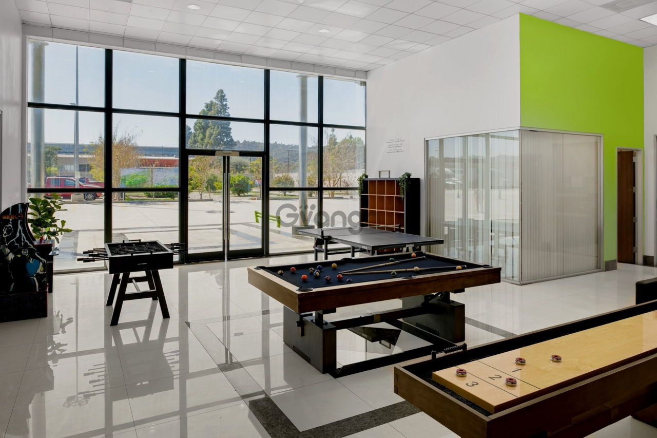 370012_flexible-warehouse-space-at-cubework-charleston-with-no-hidden-fees.png