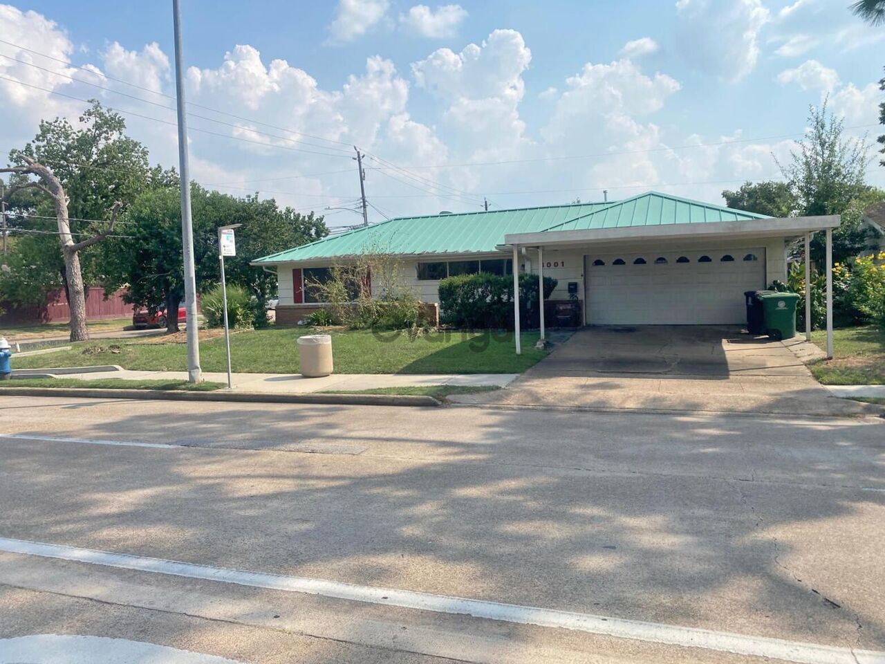 370669_3-bedroom-home-for-sale-1472-sq-ft-8001-hammerly-blvd-zip-code-77055.jpg