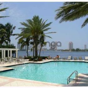 2 Bedroom House for Rent 1024 sq.ft, 3205 Northeast 184th Street, Zip Code 33160