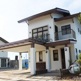4 bedrooms Single detached -House and Lot For Sale in Astele in Maribago Lapulapu City, Cebu