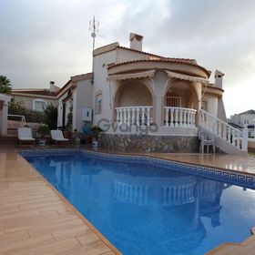 2 Bedroom Villa for Sale, Quesada