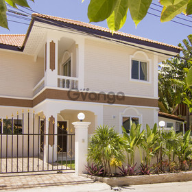 Pattaya 6 Bedrooms Investment Villa