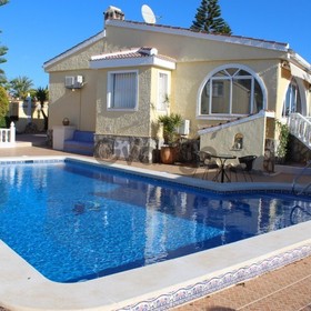4 Bedroom Villa for Sale, Quesada