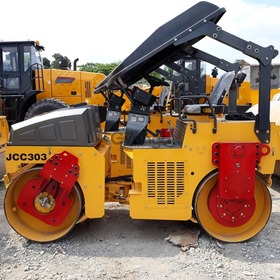 Vibratory road roller brand new 4 tons 28 hp jcc 303