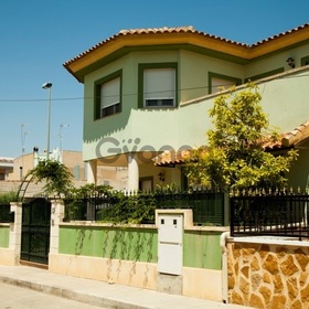 5 Bedroom Townhouse for Sale 250 sq.m, Formentera del Segura