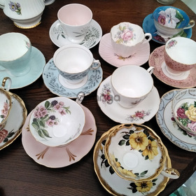 11 Beautiful Teacups,  England, Collectibles