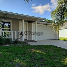 3 Bedroom Home for Sale 1200 sq.ft, 805 SE Ravenswood St, Zip Code 32909