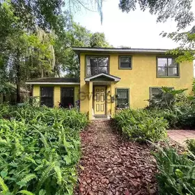 3 Bedroom Home for Sale 1144 sq.ft, 1102 NW 4th Ave, Zip Code 32601