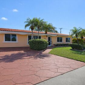 4 Bedroom Home for Sale 1517 sq.ft, 1901 SW 90th Ave, Zip Code 33165