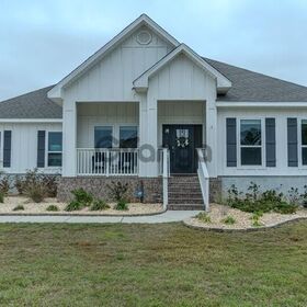 5 Bedroom Home for Sale 3010 sq.ft, 5404 Blake Ln, Zip Code 32571