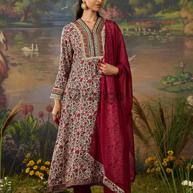 Lakshita Fashion Kainat Maroon Printed A-Line Suit Set
