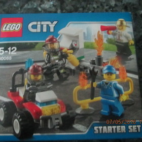 Lego City Starter Set 60088