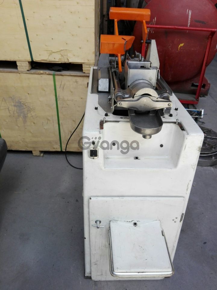 exprimidor de naranjas europeo hidráulico en Bogotá, Colombia, Precio:  3200000 $ (COP) | Equipo y partes industrales en Gvanga.com archivado desde  23.04.2018