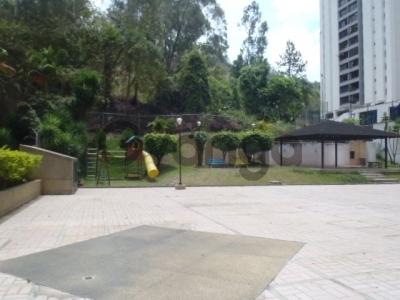 212687_vendo-apartamento-en-el-cigarral-el-hatillo-caracas-b426.jpg
