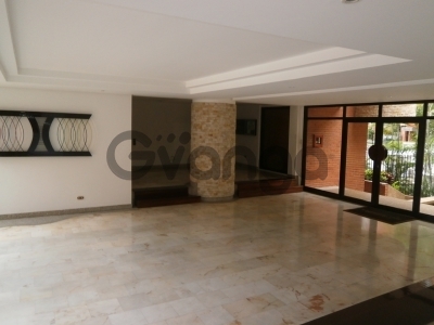 223239_vendo-apartamento-en-los-palos-grandes-b453.jpg