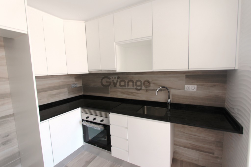 235164_apartamento-en-venta-42-m-center.jpg