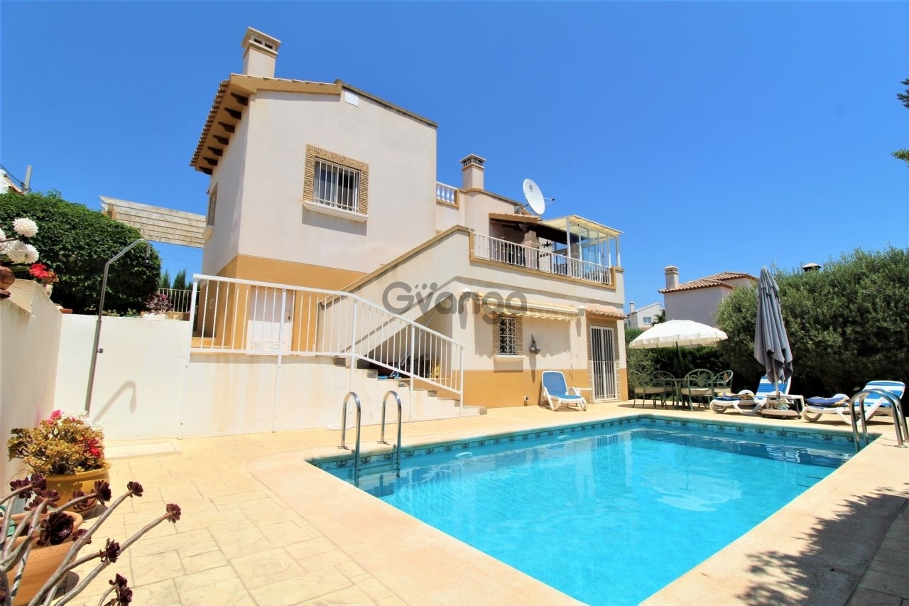 249845_3-recamaras-villa-en-venta-villamartin.jpg