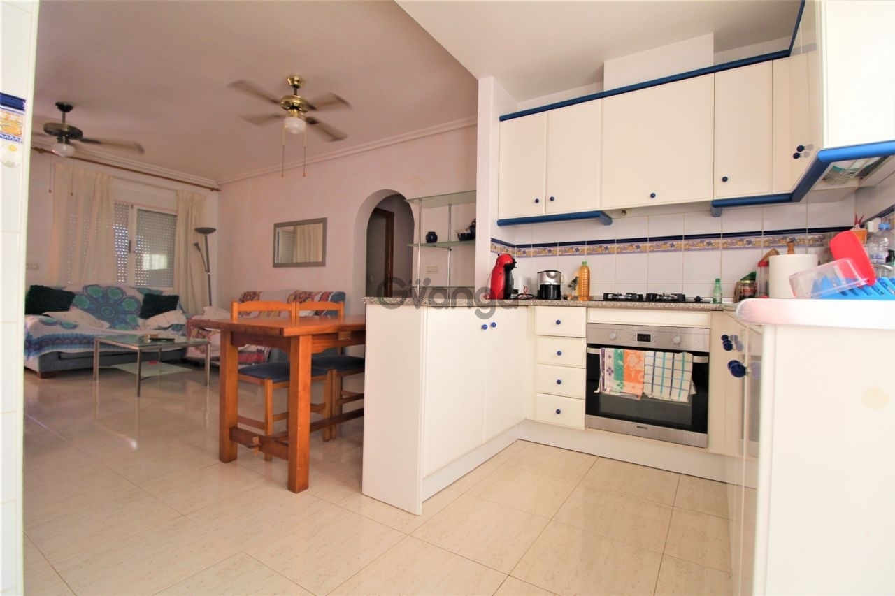 249859_4-recamaras-apartamento-en-venta-villamartin.jpg