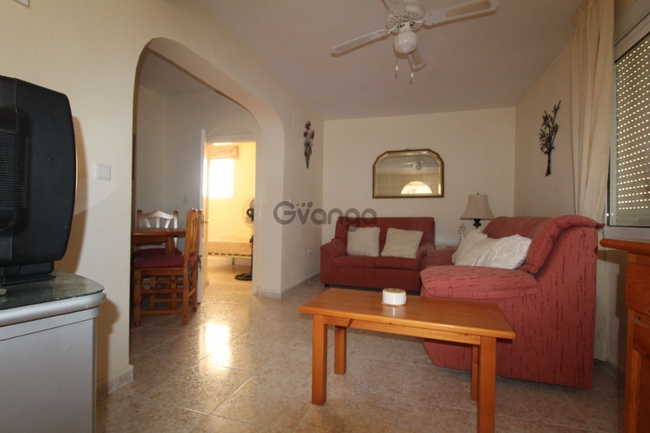 249860_4-recamaras-apartamento-en-venta-villamartin.jpg