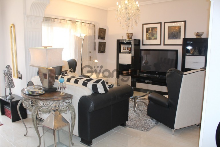 258703_5-recamaras-apartamento-en-venta-villamartin.jpg