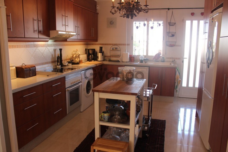 258705_5-recamaras-apartamento-en-venta-villamartin.jpg