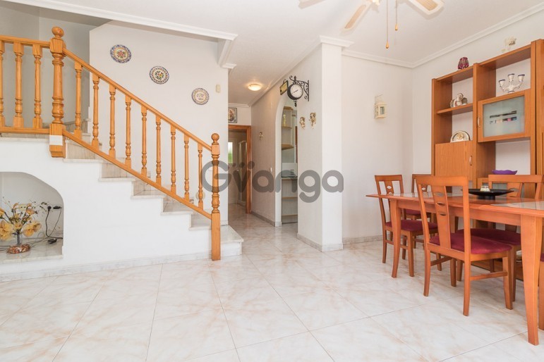 258758_4-recamaras-villa-en-venta-playa-flamenca.jpg