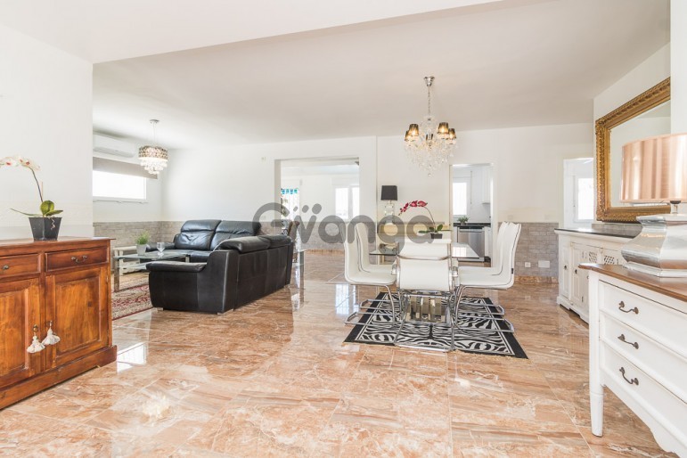 258793_3-recamaras-villa-en-venta-torrevieja-2.jpg