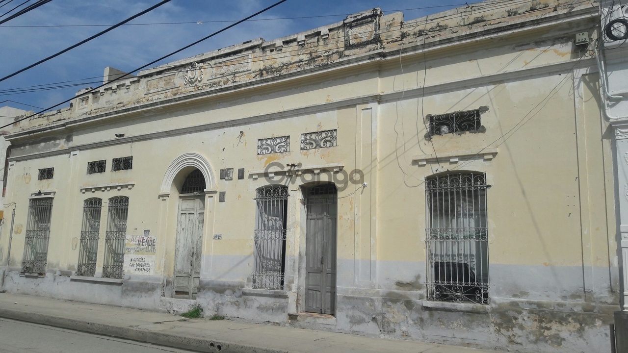 324609_vendo-terreno-en-el-centro-historico-de-santa-marta.jpg