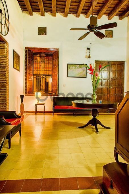 324672_vendo-hotel-en-el-centro-historico-de-santa-marta.jpg