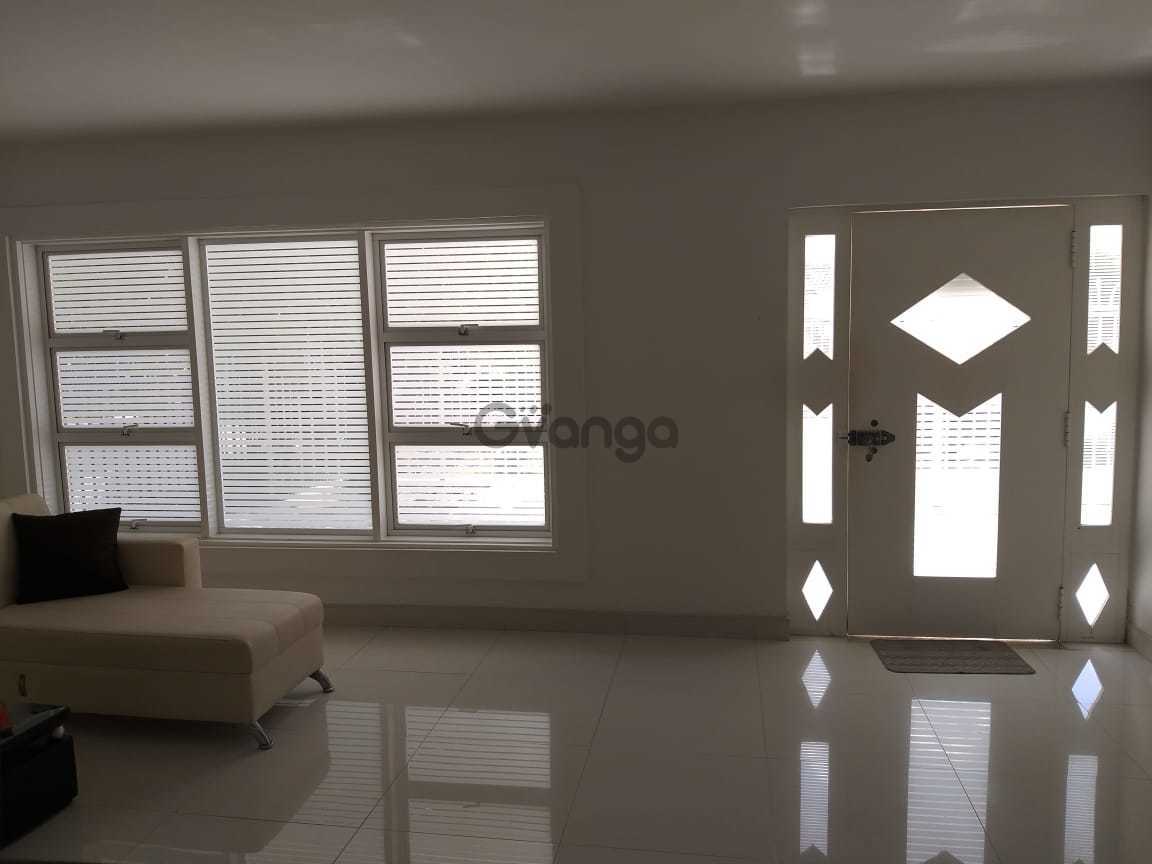 509262_vendo-casa-amplia-en-sector-residencial.jpg