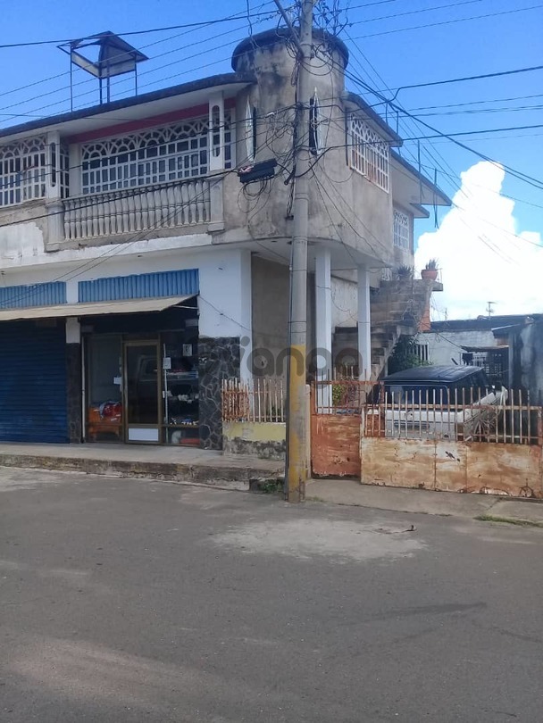 515307_se-vende-dos-casas-con-locales-comerciales.jpg