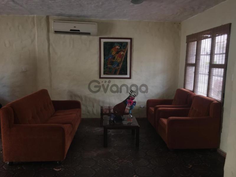 535776_zoraida-araujo-vende-town-house-en-naguanagua-2.jpg