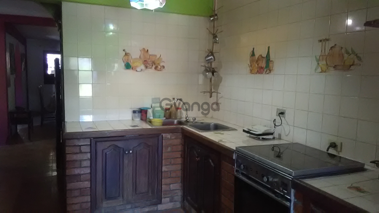 541055_zoraida-araujo-vende-casa-en-carialinda-naguanagua.jpg