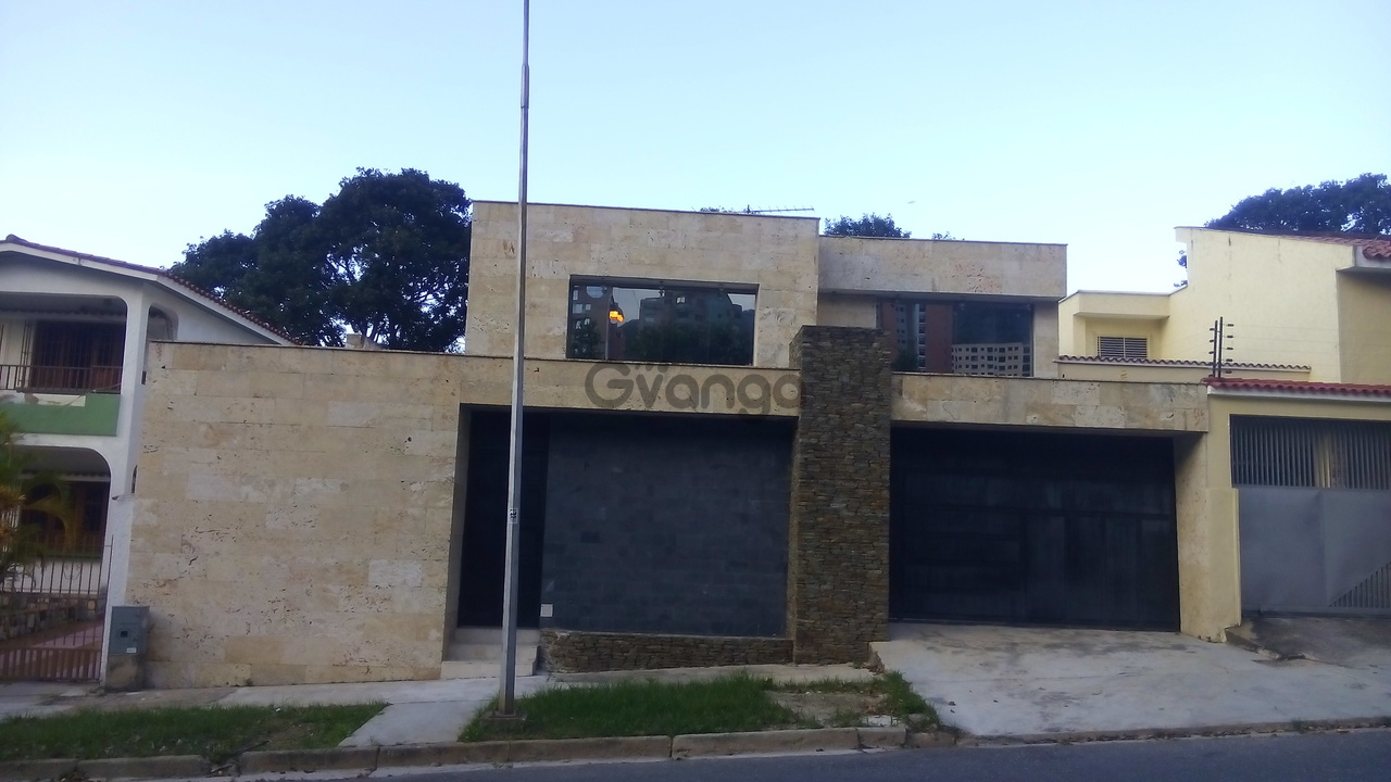 542663_zoraida-araujo-vende-casa-en-la-trigalena-2.jpg