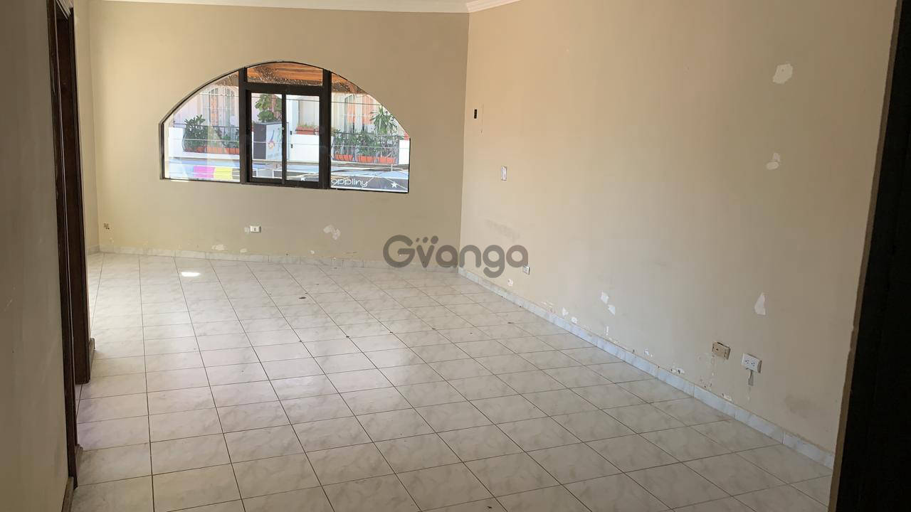 543304_local-comercial-plaza-colonial-sosua.jpg